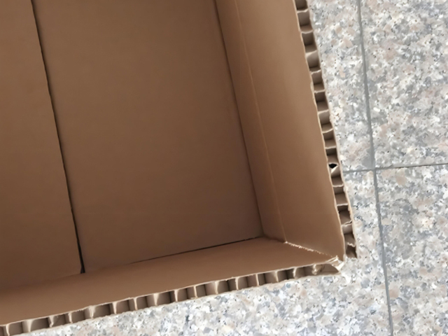 Cardboard Honeycomb Shipping Box